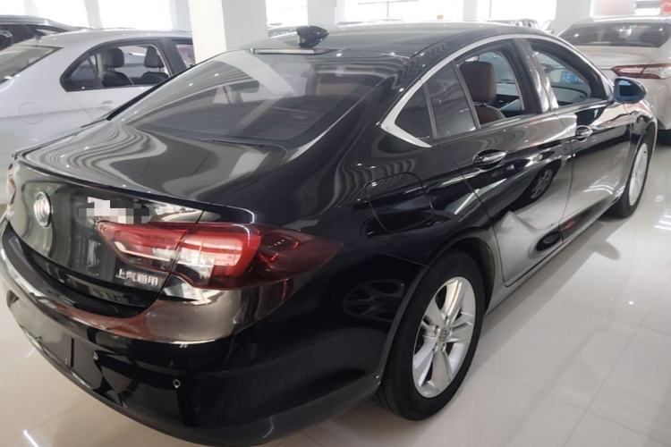 Used Buick Regal 2017 20T Elite Edition Rear Right 45 Deg