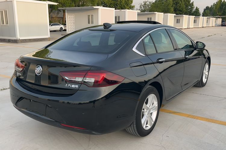 Used Buick Regal 2017 20T Prestige Model Rear Right 45 Deg