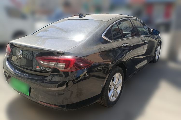 Used Buick Regal 2017 20T Elite Edition Rear Right 45 Deg