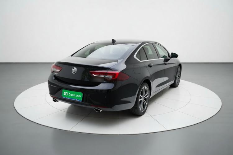 Used Buick Regal 2017 28T Luxury Edition Rear Right 45 Deg