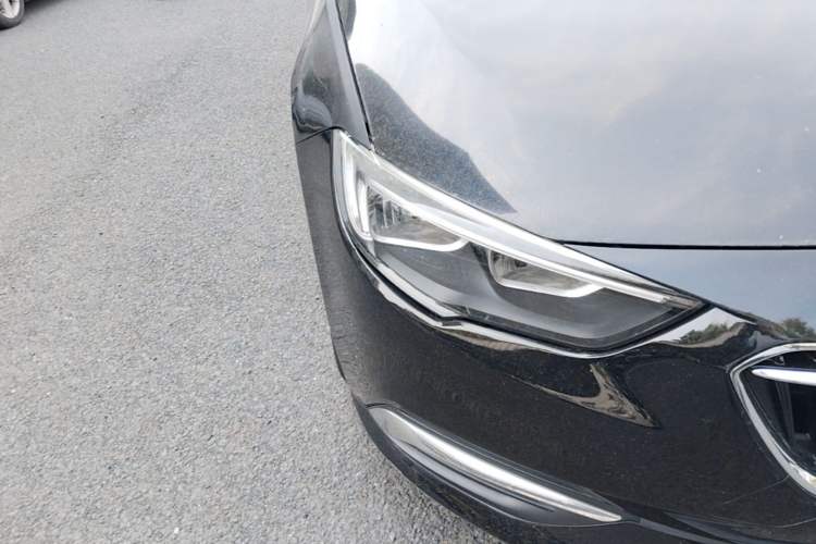 Used Buick Regal 2017 20T Elite Edition Right Front Headlight