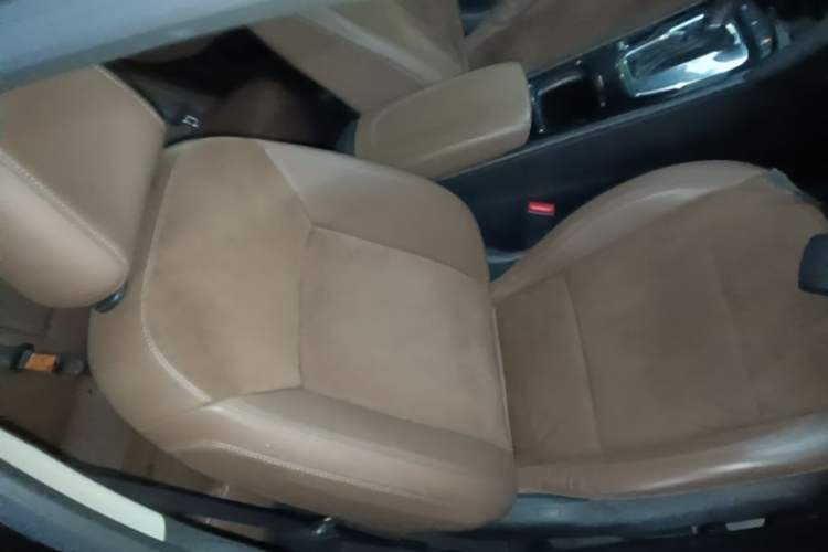 Used Buick Regal 2017 20T Elite Edition Right Front Seat