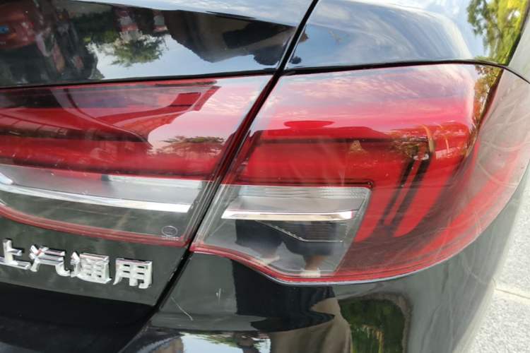 Used Buick Regal 2017 20T Elite Edition Right Rear Taillight