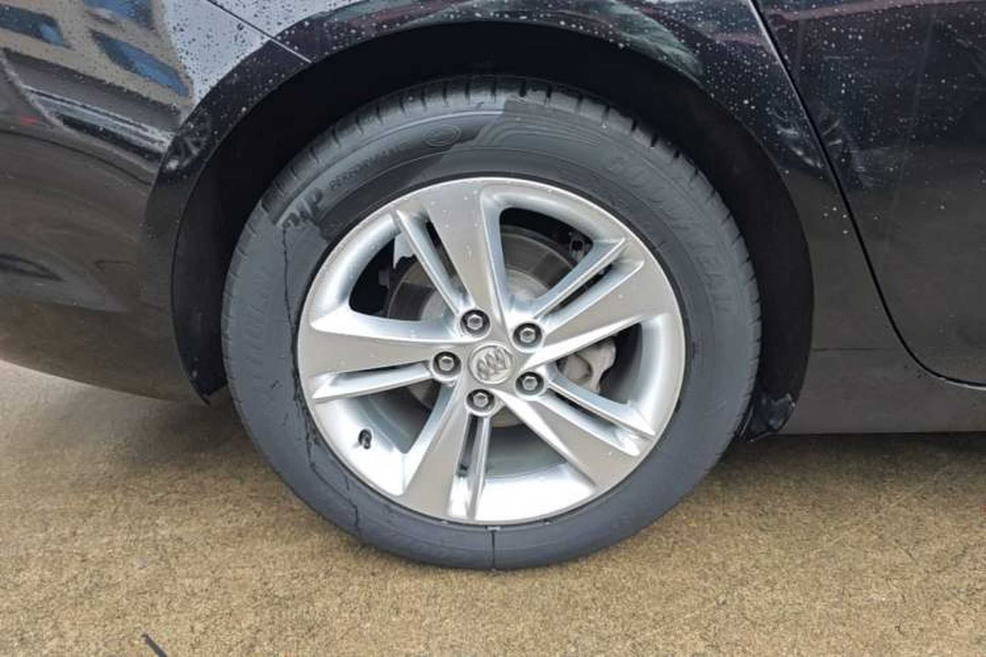 Used Buick Regal 2017 20T Elite Edition Right Rear Wheel Hub