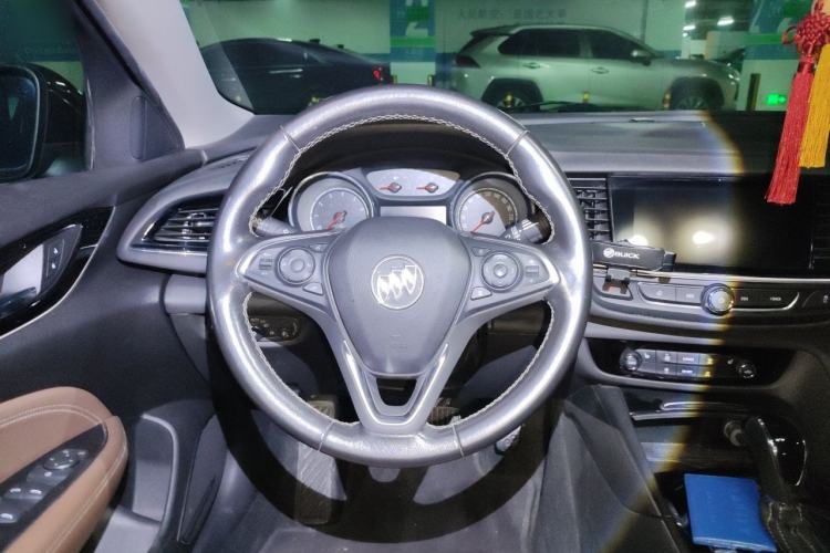 Used Buick Regal 2017 20T Elite Edition Steering Wheel