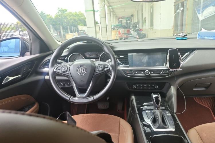 Used Buick Regal 2017 20T Elite Edition Steering Wheel