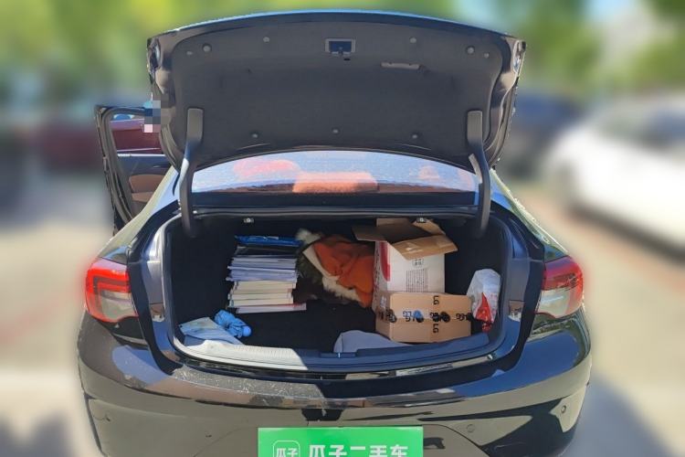 Used Buick Regal 2017 20T Elite Edition Trunk