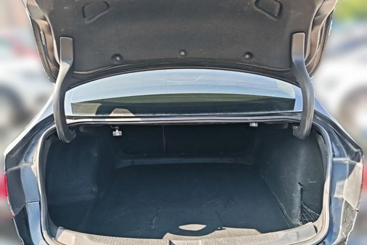 Used Buick Regal 2017 20T Elite Edition Trunk