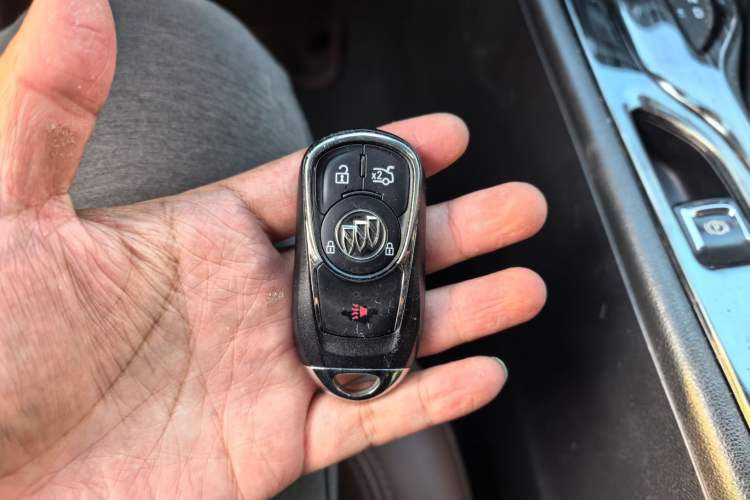 Used Buick Regal 2017 20T Elite Edition Vehicle Key