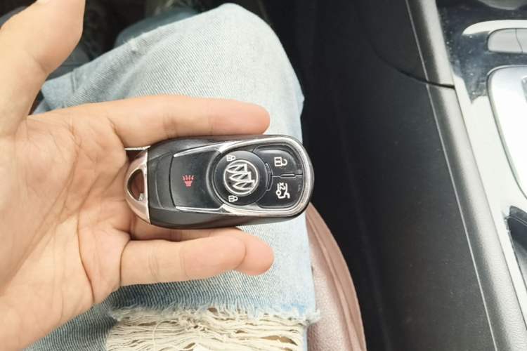 Used Buick Regal 2017 20T Luxury Model Vehicle Key