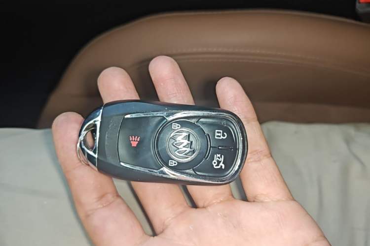 Used Buick Regal 2017 20T Prestige Model Vehicle Key