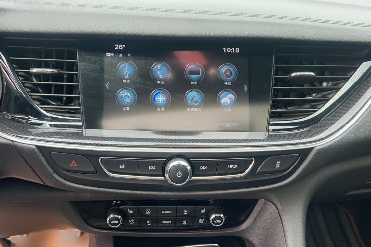 Used Buick Regal 2017 GS 28T Prestige Model Audio And AC Panel