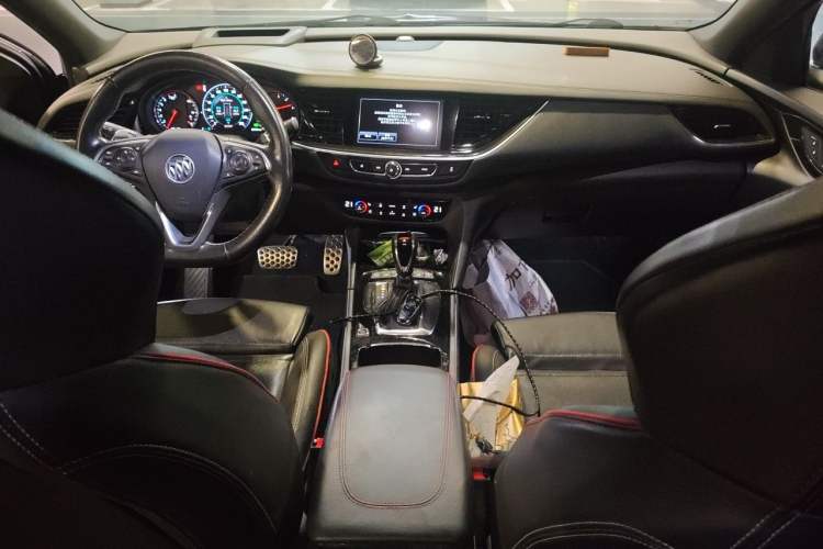 Used Buick Regal 2017 GS 28T Prestige Model Audio And AC Panel