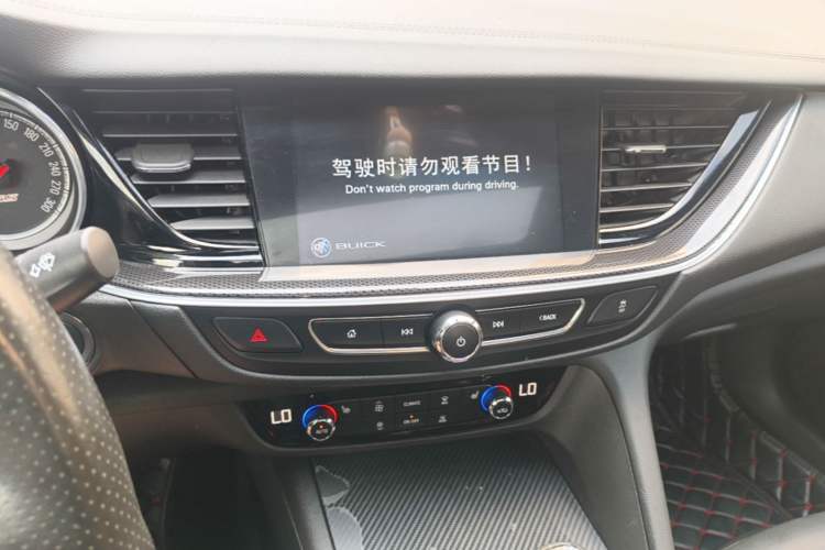 Used Buick Regal 2017 GS 28T Luxury Model Audio And AC Panel