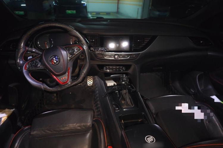 Used Buick Regal 2017 GS 28T Prestige Model Center Console