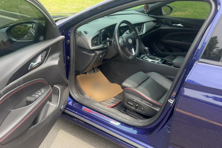 Used Buick Regal 2017 GS 28T Prestige Model Driver Seat