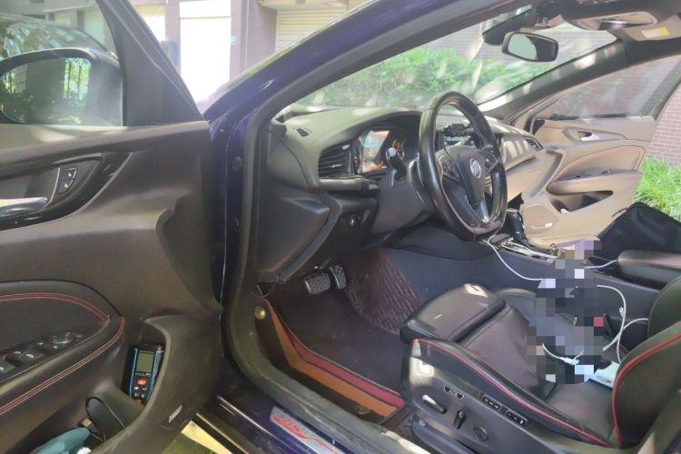 Used Buick Regal 2017 GS 28T Prestige Model Driver Seat