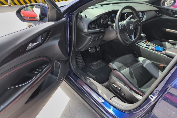 Used Buick Regal 2017 GS 28T Prestige Model Driver Seat