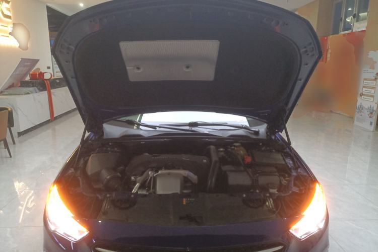 Used Buick Regal 2017 GS 28T Luxury Model Engine Bay
