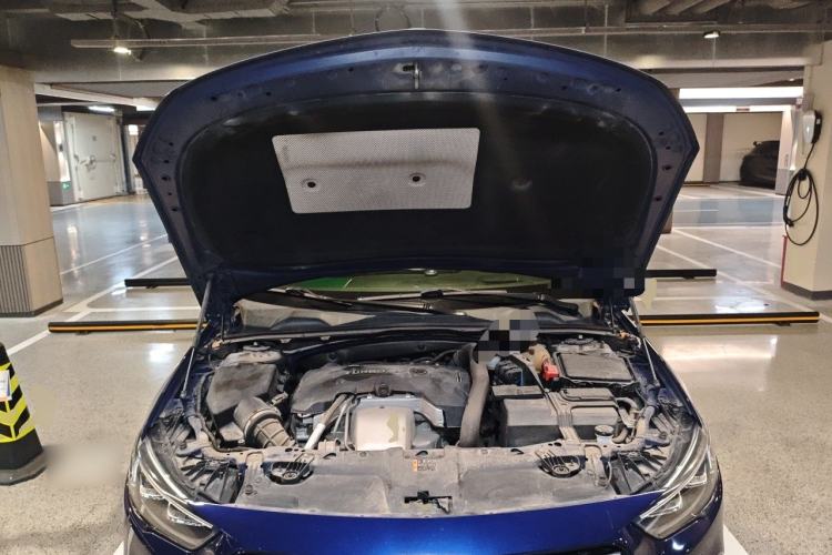 Used Buick Regal 2017 GS 28T Prestige Model Engine Bay