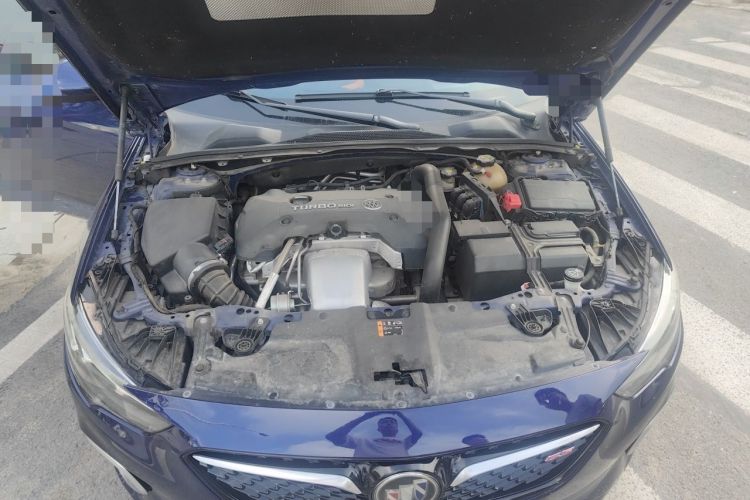 Used Buick Regal 2017 GS 28T Prestige Model Engine Bay