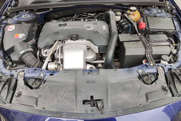 Used Buick Regal 2017 GS 28T Prestige Model Engine Bay