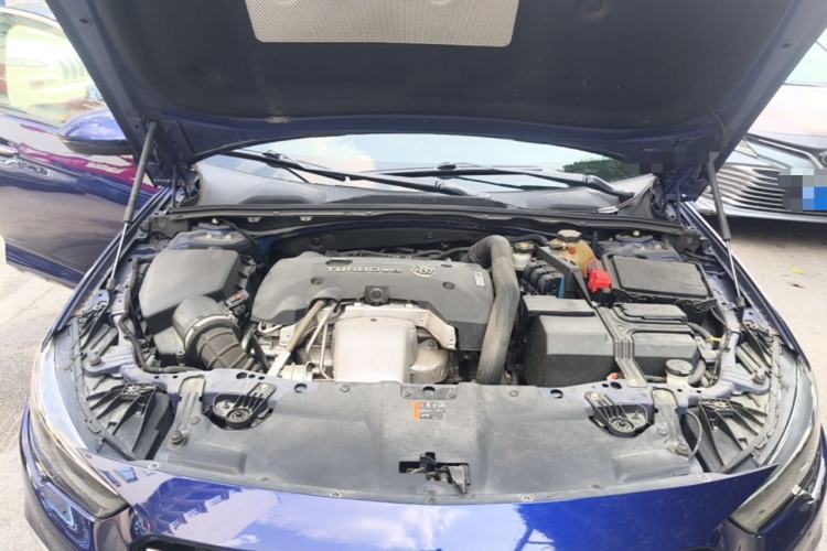 Used Buick Regal 2017 GS 28T Luxury Model Engine Bay