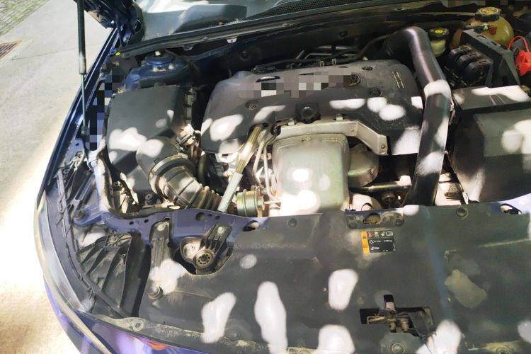 Used Buick Regal 2017 GS 28T Prestige Model Engine Bay Right