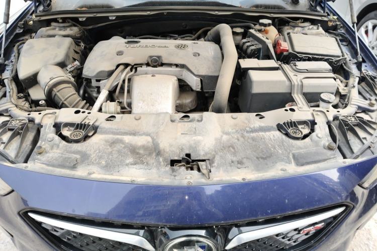 Used Buick Regal 2017 GS 28T Prestige Model Engine Bay