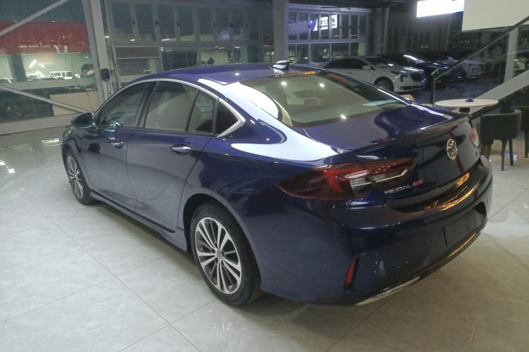 Used Buick Regal 2017 GS 28T Luxury Model Exterior 2