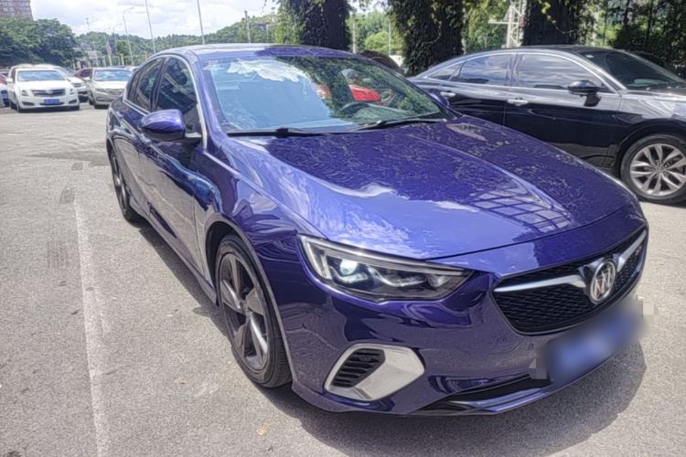 Used Buick Regal 2017 GS 28T Luxury Model Front Right 45 Deg