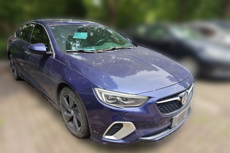 Used Buick Regal 2017 GS 28T Luxury Model Front Right 45 Deg