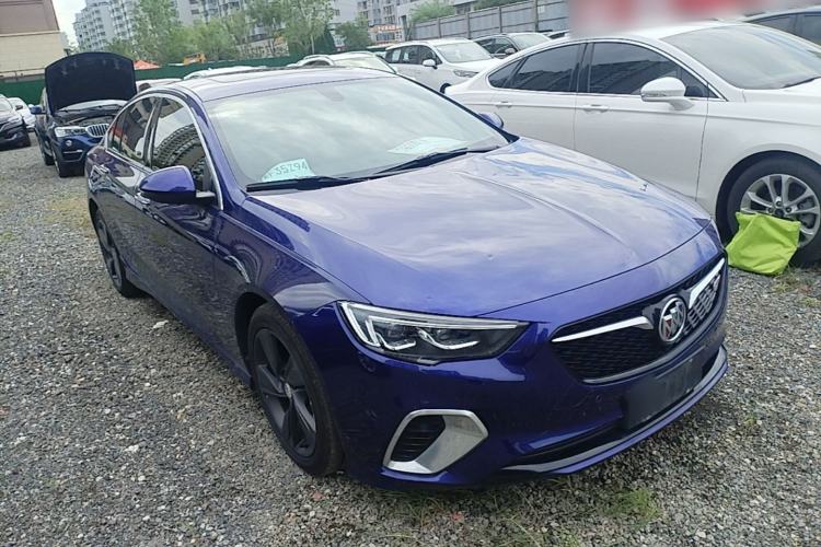 Used Buick Regal 2017 GS 28T Luxury Model Front Right 45 Deg