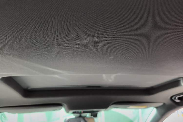 Used Buick Regal 2017 GS 28T Prestige Model Headliner