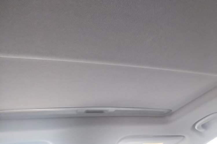 Used Buick Regal 2017 GS 28T Luxury Model Headliner