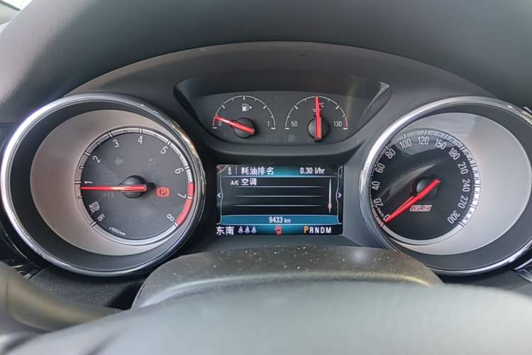 Used Buick Regal 2017 GS 28T Luxury Model Instrument Cluster