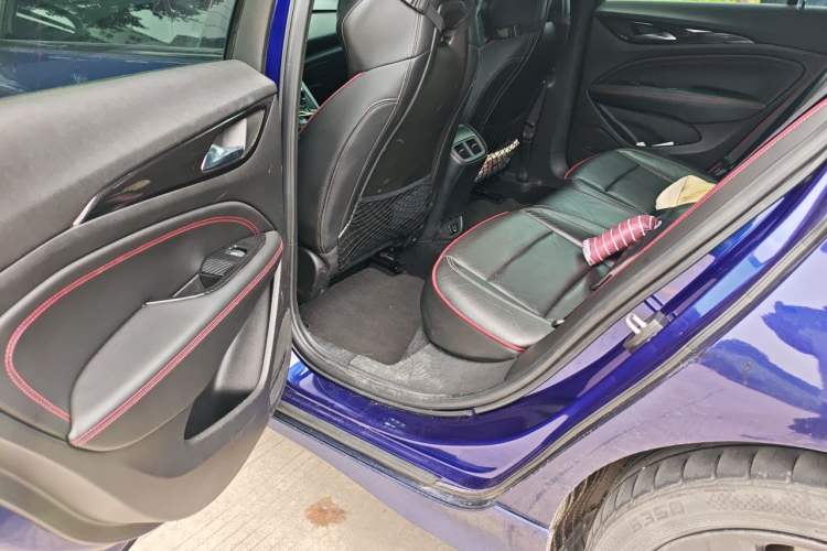 Used Buick Regal 2017 GS 28T Prestige Model Left Rear Seat