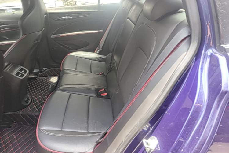 Used Buick Regal 2017 GS 28T Luxury Model Left Rear Seat