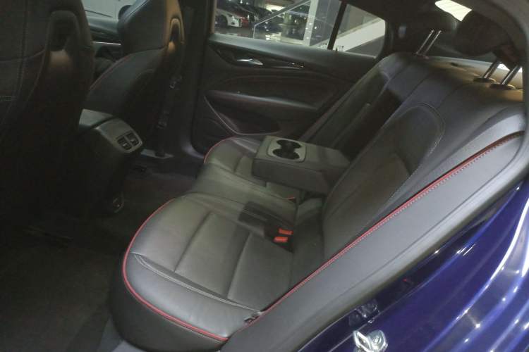 Used Buick Regal 2017 GS 28T Luxury Model Left Rear Seat