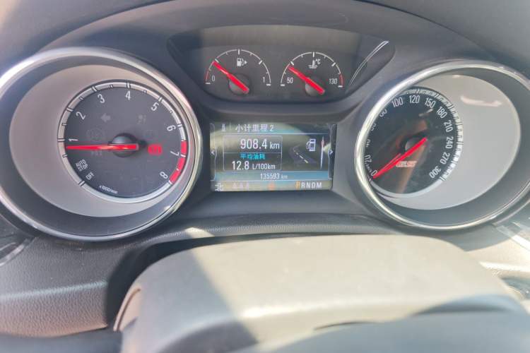 Used Buick Regal 2017 GS 28T Luxury Model Odometer Close Up