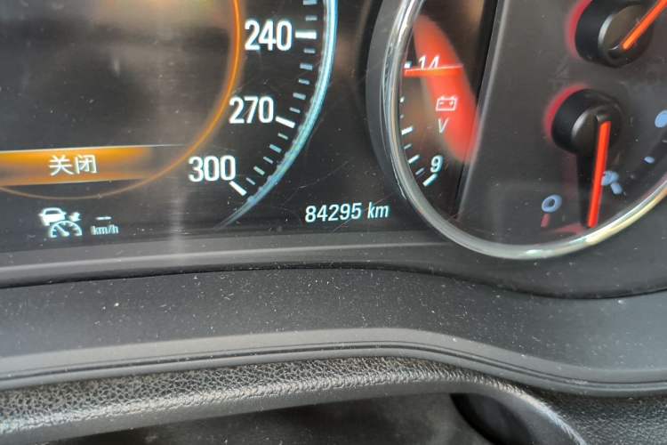 Used Buick Regal 2017 GS 28T Prestige Model Odometer Close Up