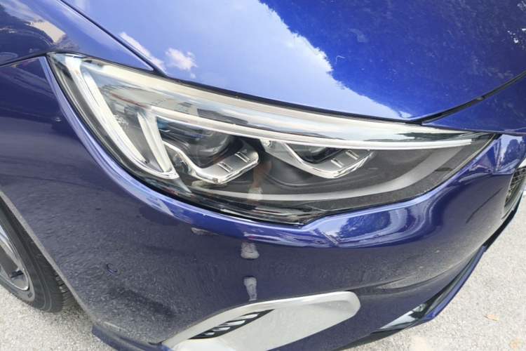 Used Buick Regal 2017 GS 28T Luxury Model Right Front Headlight