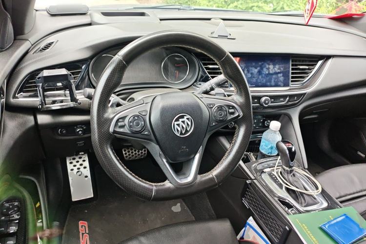 Used Buick Regal 2017 GS 28T Prestige Model Steering Wheel