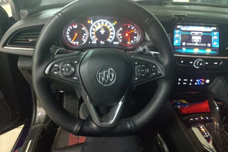 Used Buick Regal 2017 GS 28T Prestige Model Steering Wheel