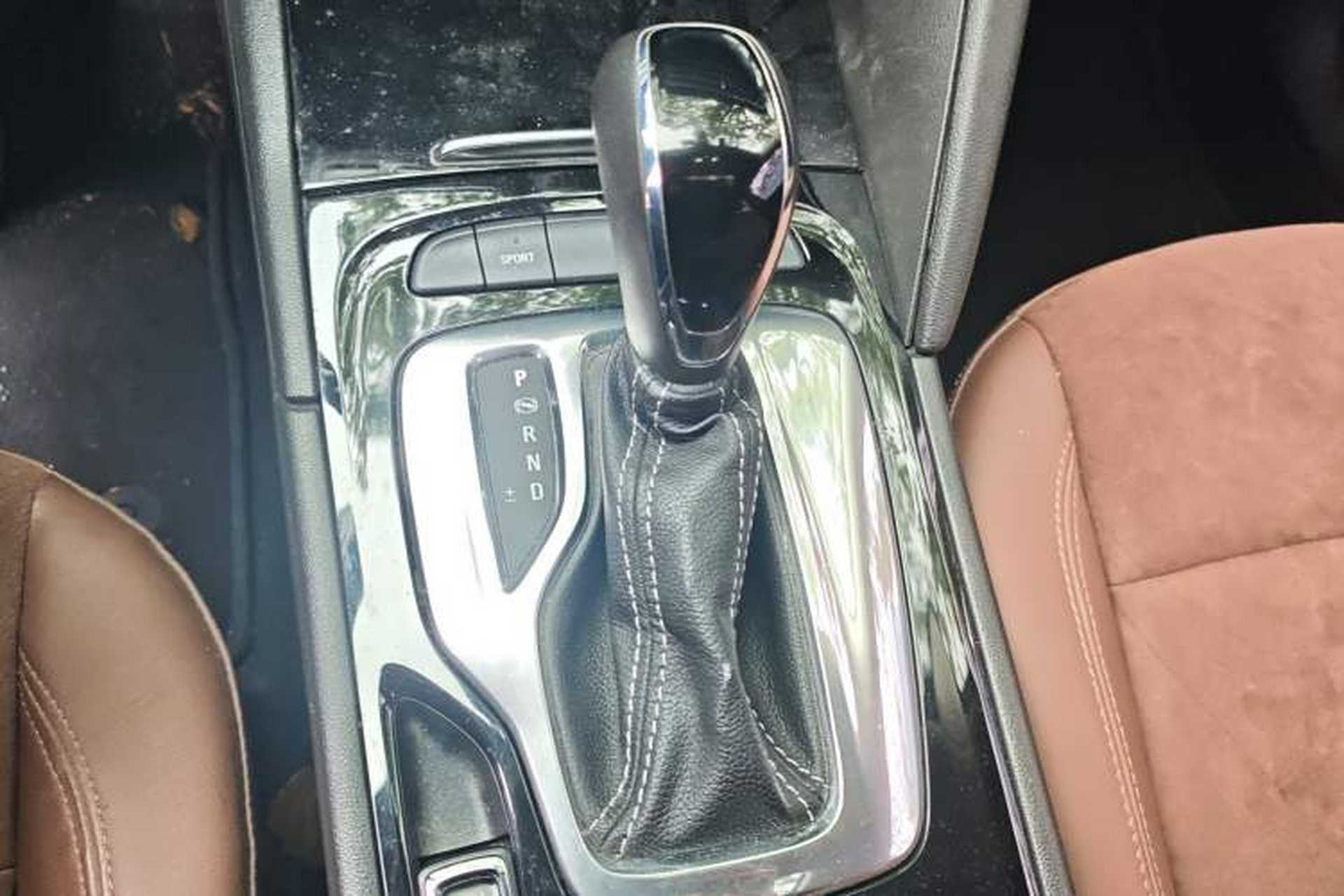 Used Buick Regal 2017 20T Elite Edition Gear Lever