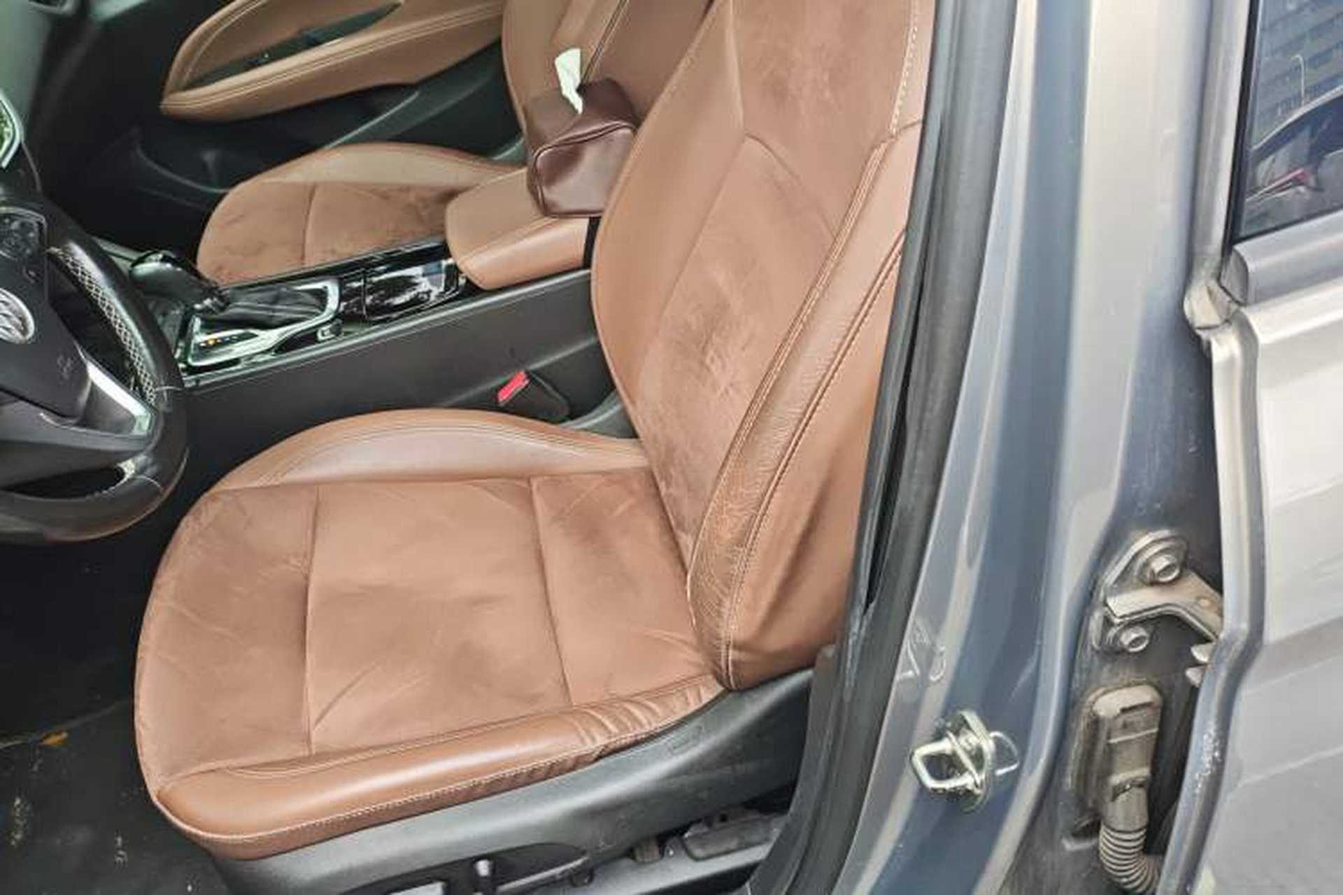 Used Buick Regal 2017 20T Elite Edition Left Front Seat