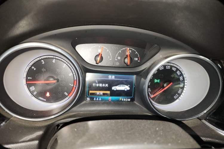 Used Buick Regal 2017 20T Elite Edition Instrument Cluster