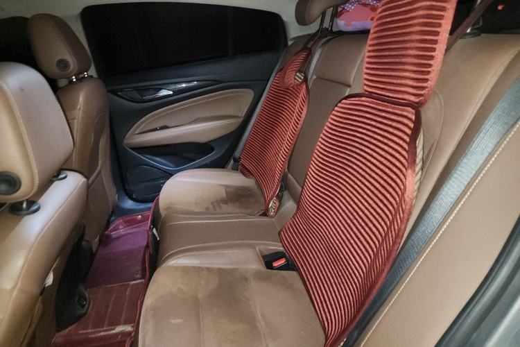 Used Buick Regal 2017 20T Elite Edition Left Rear Seat