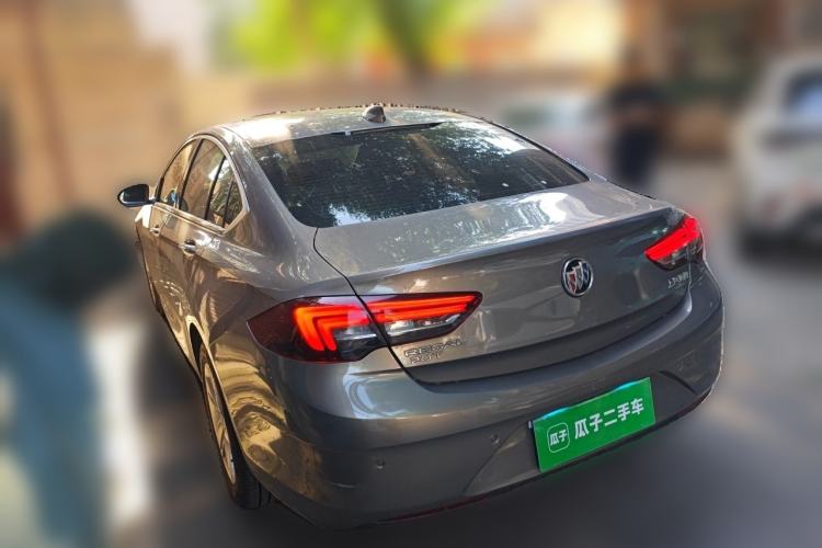 Used Buick Regal 2017 20T Luxury Model Rear Left 45 Deg