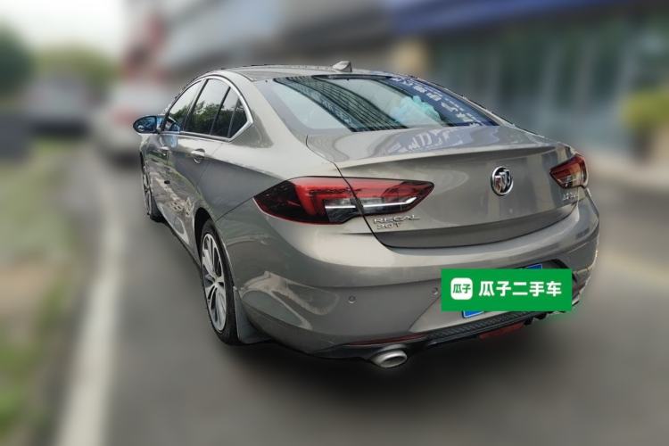 Used Buick Regal 2017 20T Elite Edition Rear Left 45 Deg